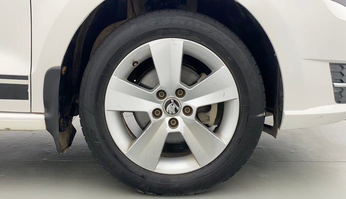 2020 Skoda Rapid ACTIVE 1.0 TSI, Petrol, Manual, 32,759 km, Right Front Wheel