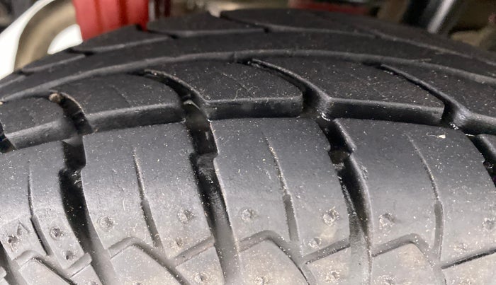2012 Maruti Alto LXI, Petrol, Manual, 48,813 km, Right Rear Tyre Tread