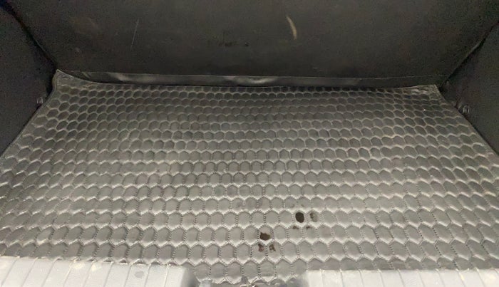 2020 Hyundai Elite i20 SPORTZ PLUS 1.2, Petrol, Manual, 68,329 km, Boot Inside