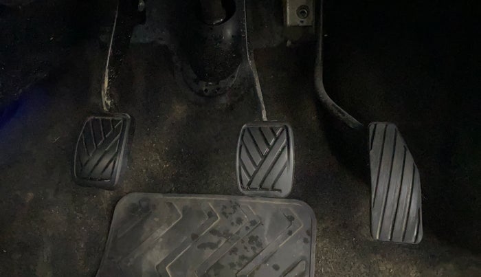 2016 Maruti Wagon R 1.0 VXI, Petrol, Manual, 79,850 km, Pedals