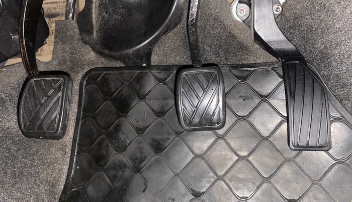 2015 Maruti Ritz VXI, Petrol, Manual, 81,740 km, Pedals