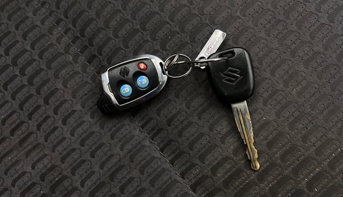 2015 Maruti Ritz VXI, Petrol, Manual, 81,740 km, Key Close Up