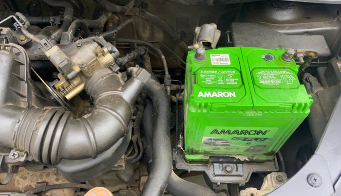 2014 Hyundai i10 SPORTZ 1.1, Petrol, Manual, 27,397 km, Engine View - Left