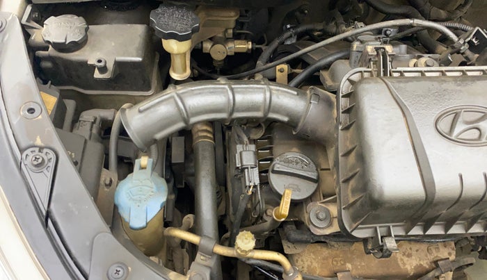 2014 Hyundai i10 SPORTZ 1.1, Petrol, Manual, 27,397 km, Engine View - Right