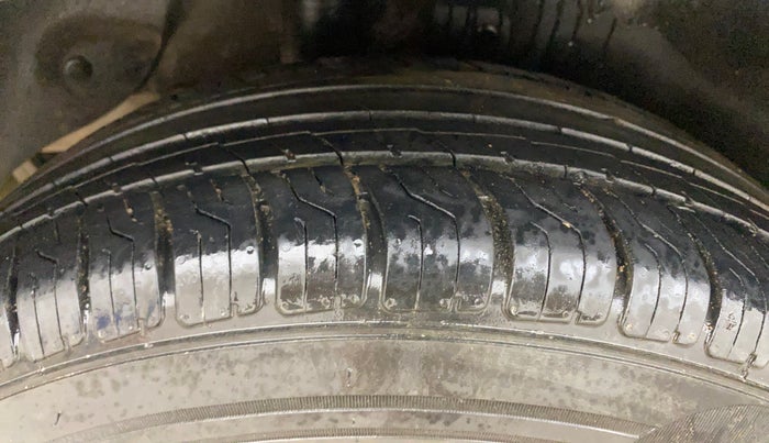 2017 Hyundai Creta SX PLUS 1.6 PETROL, Petrol, Manual, 79,133 km, Right Rear Tyre Tread