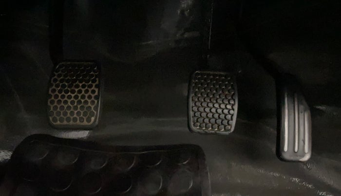 2015 Maruti Alto 800 LXI, Petrol, Manual, 39,053 km, Pedals