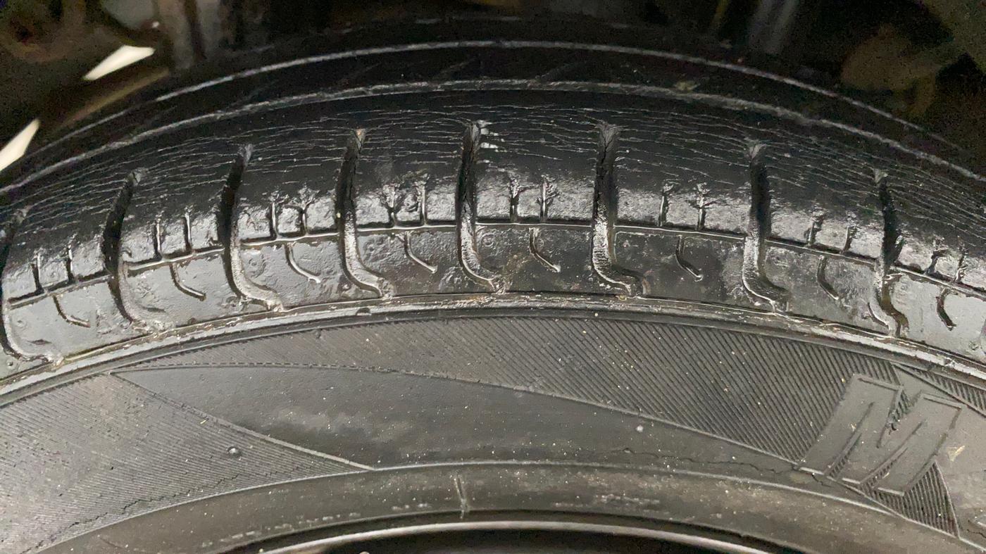 2015 Maruti Alto 800 LXI, Petrol, Manual, 39,084 km, Right Rear Tyre Tread