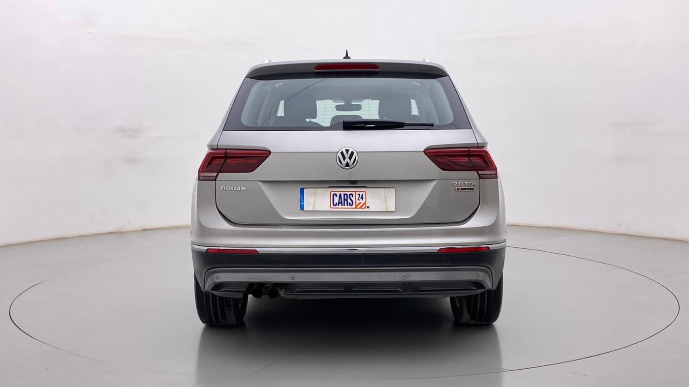 2017 Volkswagen TIGUAN HIGHLINE TDI AT, Diesel, Automatic, 1,19,427 km, Back/Rear