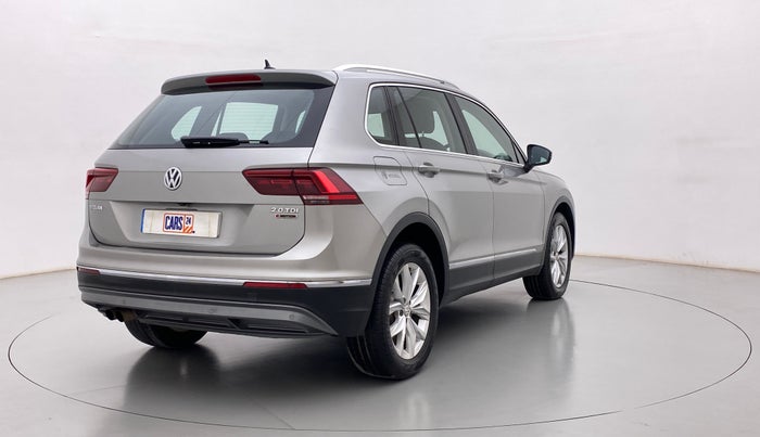 2017 Volkswagen TIGUAN HIGHLINE TDI AT, Diesel, Automatic, 1,19,427 km, Right Back Diagonal