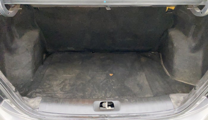 2014 Maruti Swift Dzire VXI, Petrol, Manual, 27,172 km, Boot Inside