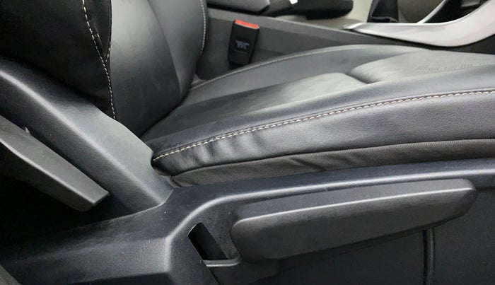 2021 Tata ALTROZ XZ PLUS I-TURBO PETROL, Petrol, Manual, 16,427 km, Driver Side Adjustment Panel
