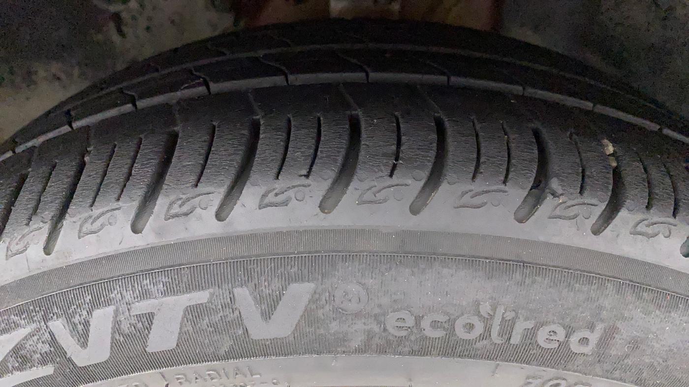 2021 Tata ALTROZ XZ PLUS I-TURBO PETROL, Petrol, Manual, 16,427 km, Left Front Tyre Tread
