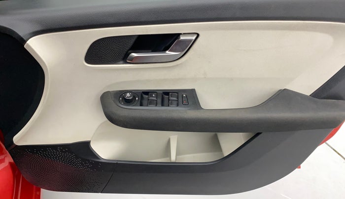 2021 Tata ALTROZ XZ PLUS I-TURBO PETROL, Petrol, Manual, 16,427 km, Driver Side Door Panels Control