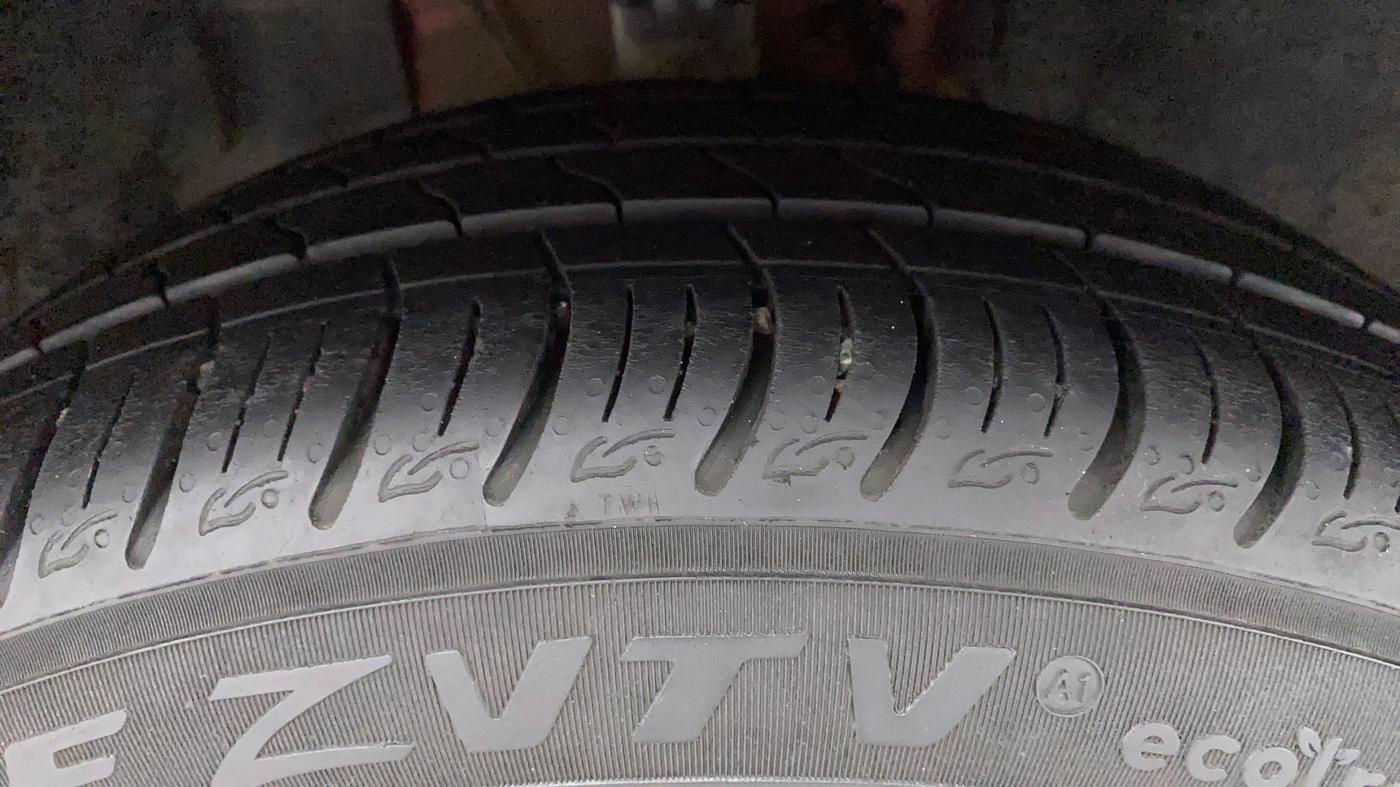 2021 Tata ALTROZ XZ PLUS I-TURBO PETROL, Petrol, Manual, 16,427 km, Right Front Tyre Tread