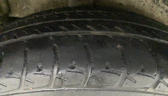 2018 Maruti Celerio VXI CNG, CNG, Manual, 92,325 km, Right Rear Tyre Tread