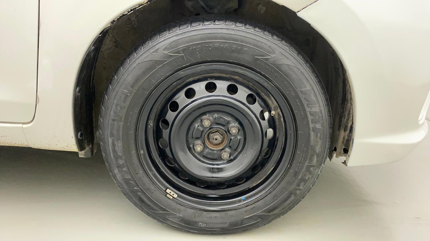 2018 Maruti Celerio VXI CNG, CNG, Manual, 92,325 km, Right Front Wheel