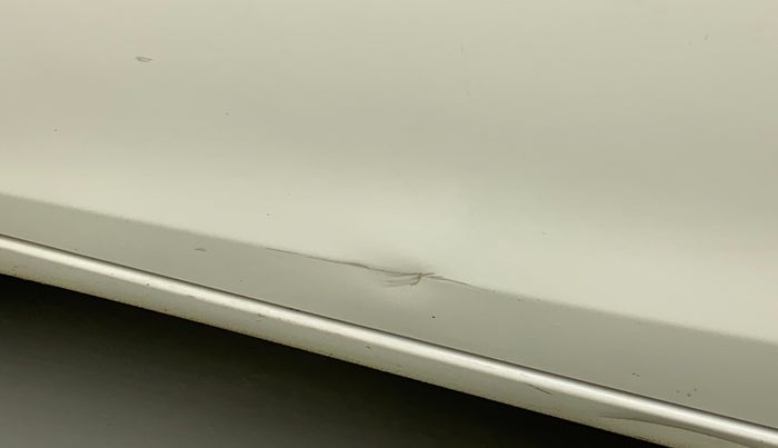 2018 Maruti Celerio VXI CNG, CNG, Manual, 92,325 km, Front passenger door - Slightly dented