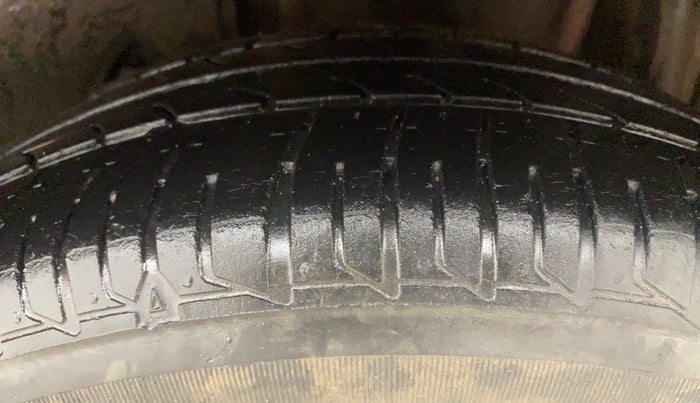 2017 Tata Tiago XZ PETROL, Petrol, Manual, 31,229 km, Left Rear Tyre Tread