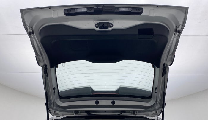 2022 Nissan MAGNITE XV PREMIUM TURBO CVT, Petrol, Automatic, 10,775 km, Boot Door Open