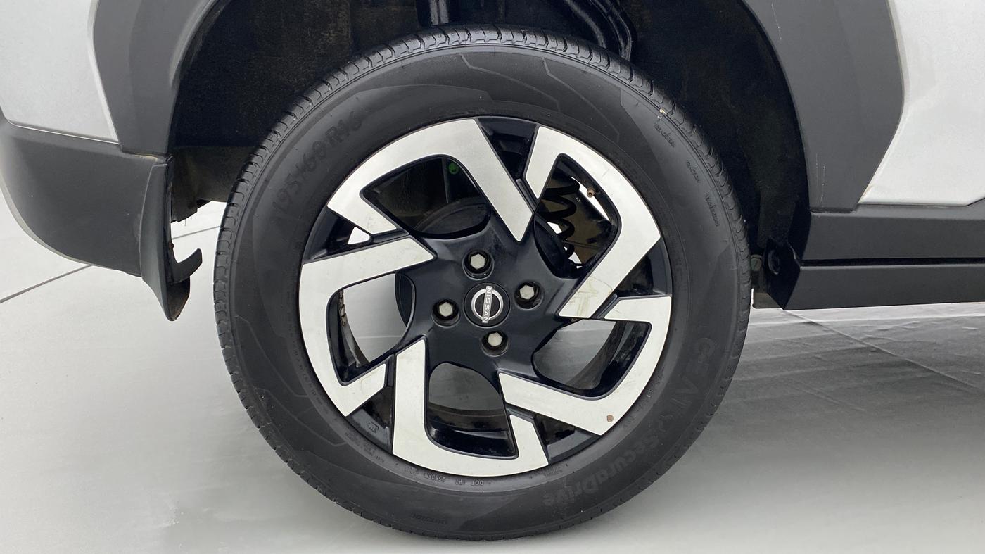 2022 Nissan MAGNITE XV PREMIUM TURBO CVT, Petrol, Automatic, 10,775 km, Right Rear Wheel