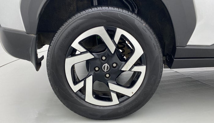 2022 Nissan MAGNITE XV PREMIUM TURBO CVT, Petrol, Automatic, 10,775 km, Right Rear Wheel