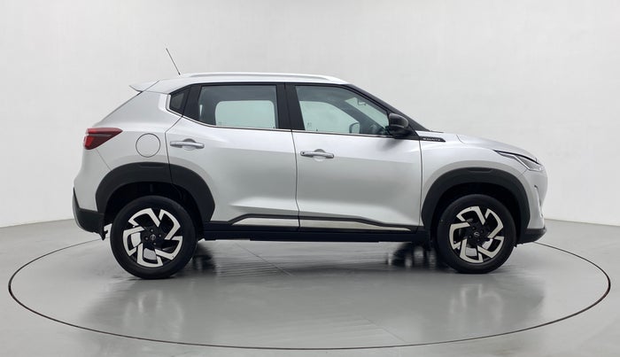 2022 Nissan MAGNITE XV PREMIUM TURBO CVT, Petrol, Automatic, 10,775 km, Right Side View