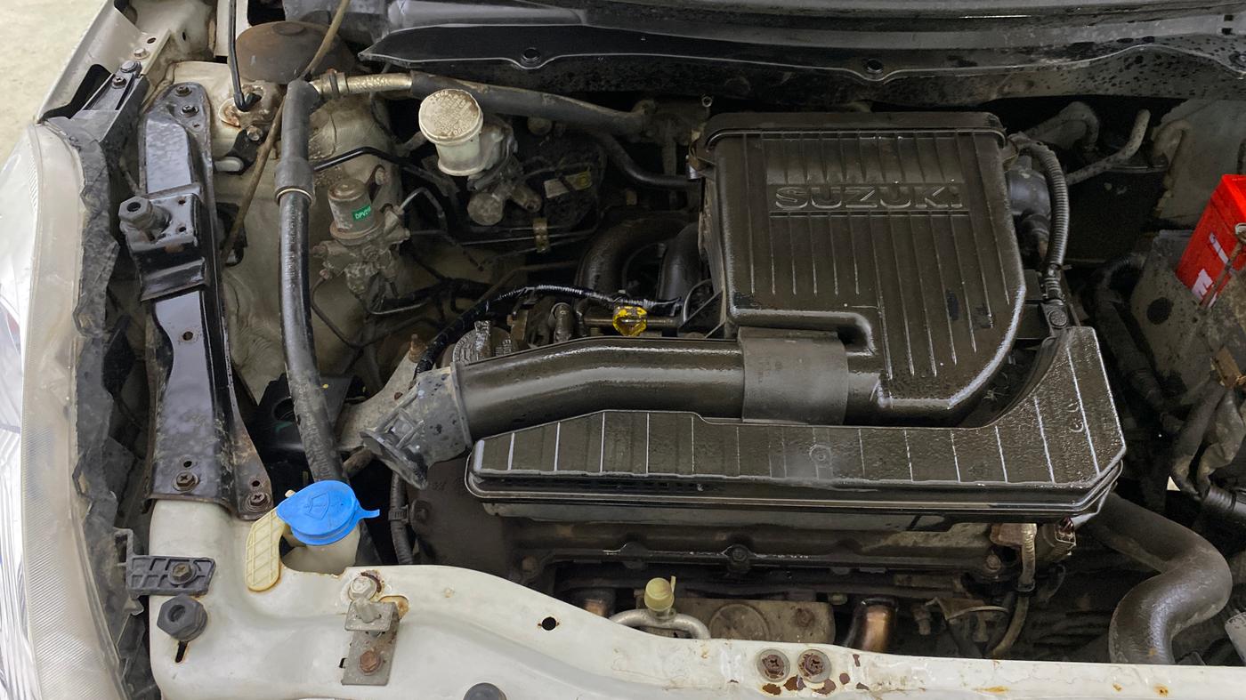 2014 Maruti Swift VXI, Petrol, Manual, 57,590 km, Engine View - Right