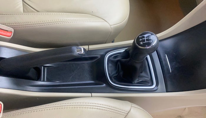 2020 Maruti Ciaz ALPHA 1.5 SHVS PETROL, Petrol, Manual, 44,734 km, Gear Lever