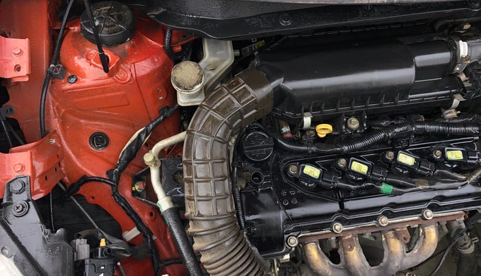 2018 Maruti Swift ZXI AMT, Petrol, Automatic, 39,255 km, Engine View - Right