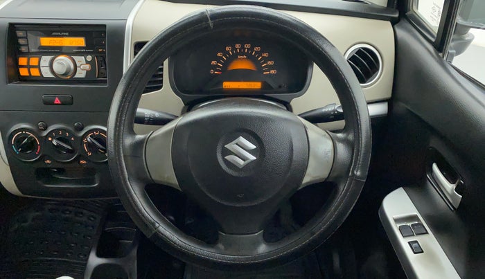 2014 Maruti Wagon R 1.0 LXI CNG, CNG, Manual, 73,582 km, Steering Wheel Close Up