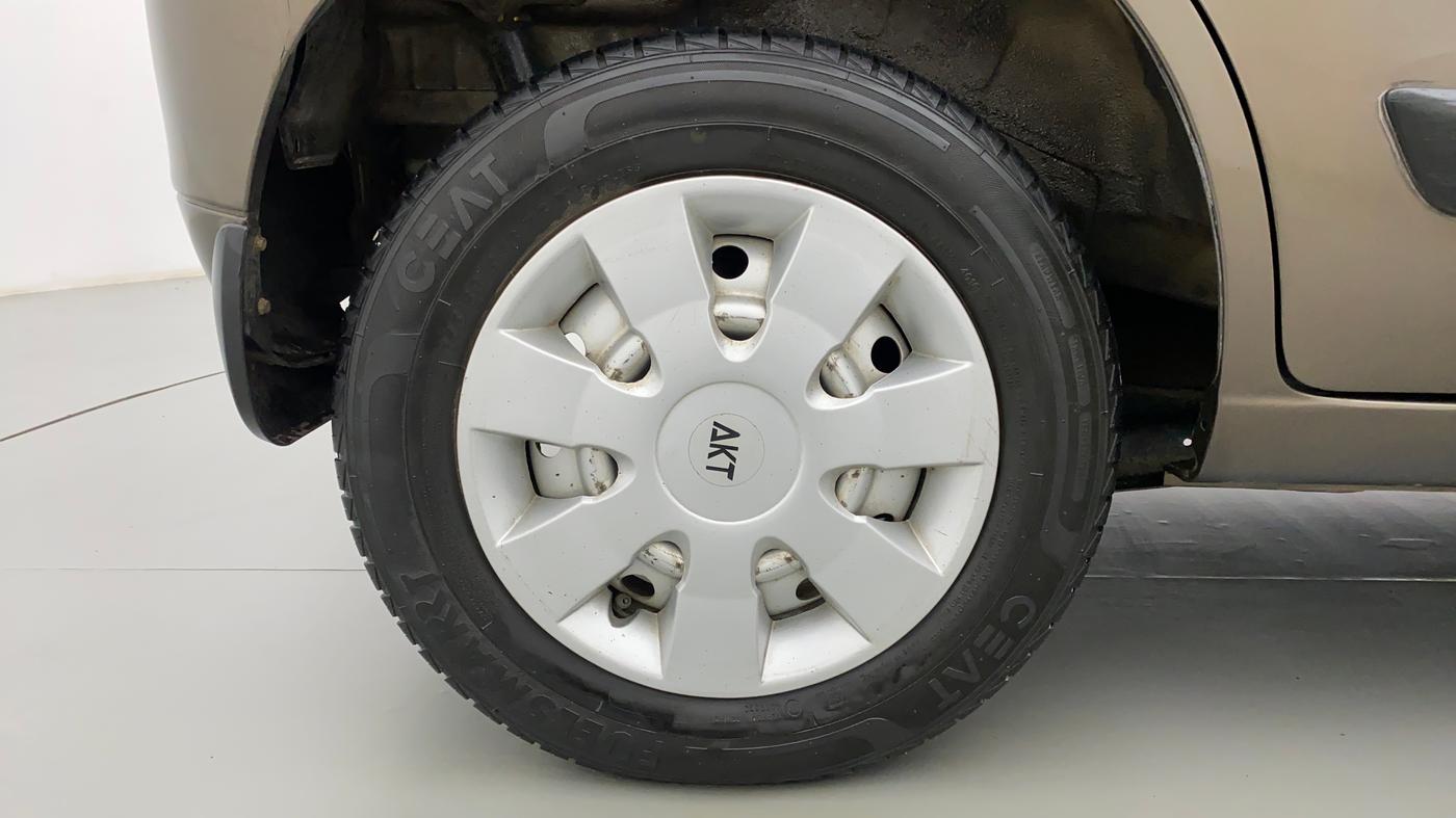2014 Maruti Wagon R 1.0 LXI CNG, CNG, Manual, 73,582 km, Right Rear Wheel