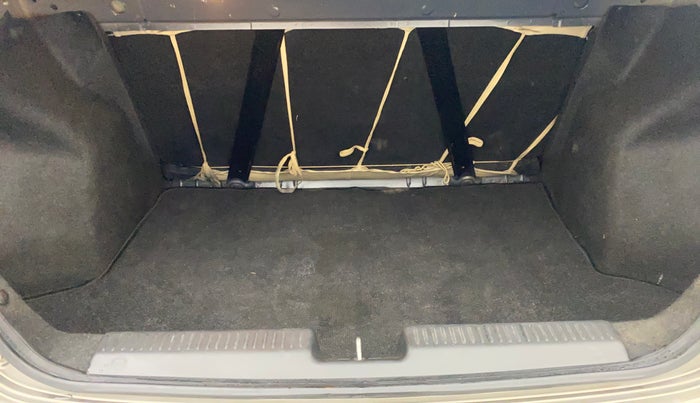 2017 Maruti Dzire ZXI PLUS AMT, Petrol, Automatic, 68,330 km, Boot Inside