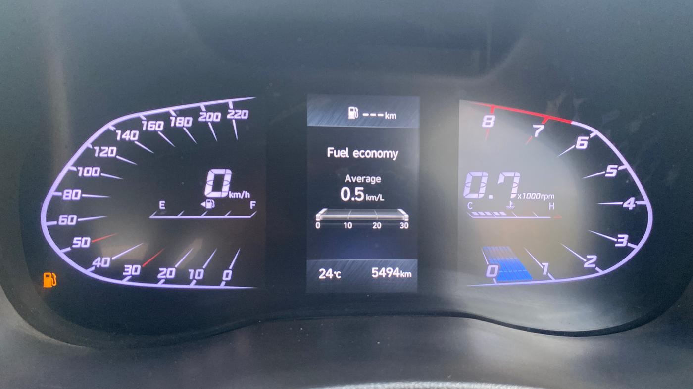 2023 Hyundai Verna SX 1.5 l MPI, Petrol, Manual, 5,493 km, Odometer Image