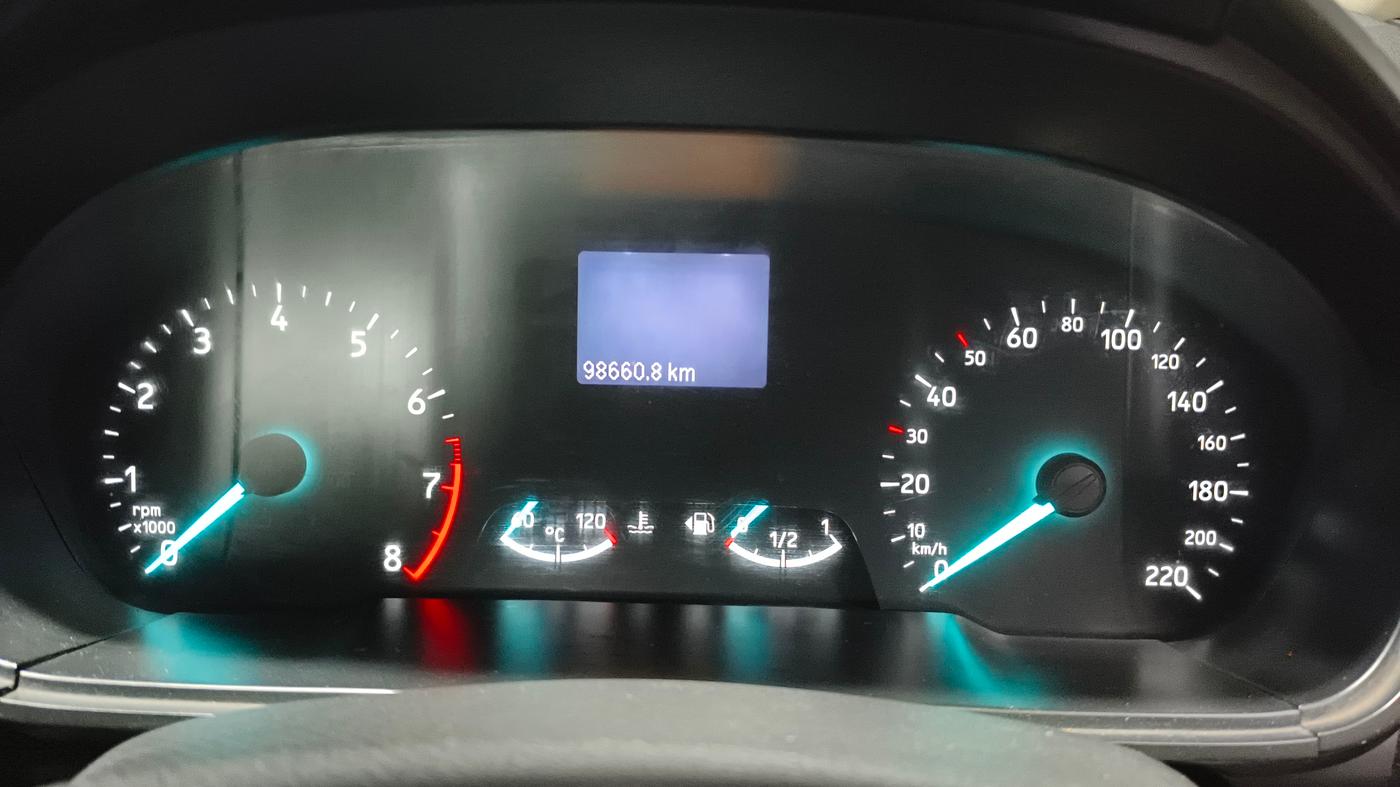 2017 Ford Ecosport AMBIENTE 1.5L PETROL, CNG, Manual, 98,652 km, Odometer Image