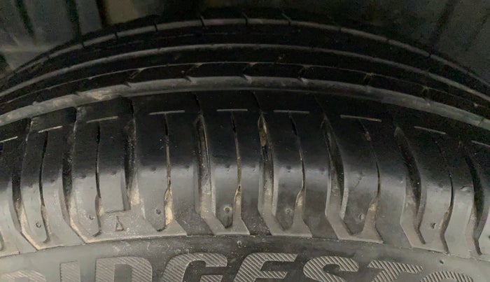 2021 Maruti Ertiga ZXI Plus SHVS, Petrol, Manual, 10,351 km, Right Rear Tyre Tread