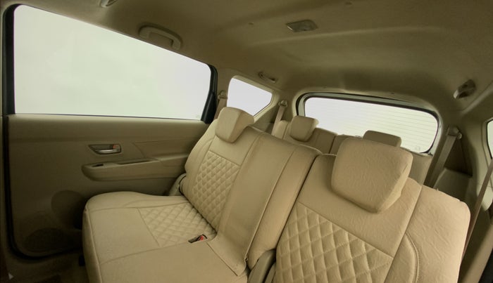 2021 Maruti Ertiga ZXI Plus SHVS, Petrol, Manual, 10,351 km, Right Side Rear Door Cabin