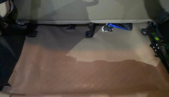 2017 Mahindra TUV300 T6, Diesel, Manual, 20,374 km, Boot Inside