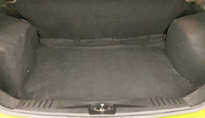 2010 Ford Figo 1.4 ZXI DURATORQ, Diesel, Manual, 61,613 km, Boot Inside