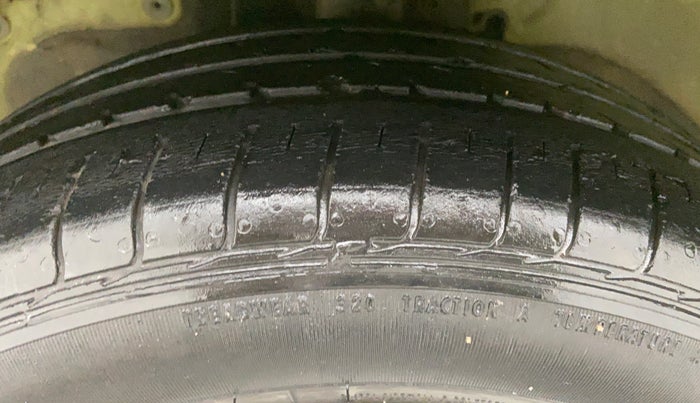 2010 Ford Figo 1.4 ZXI DURATORQ, Diesel, Manual, 61,613 km, Left Front Tyre Tread