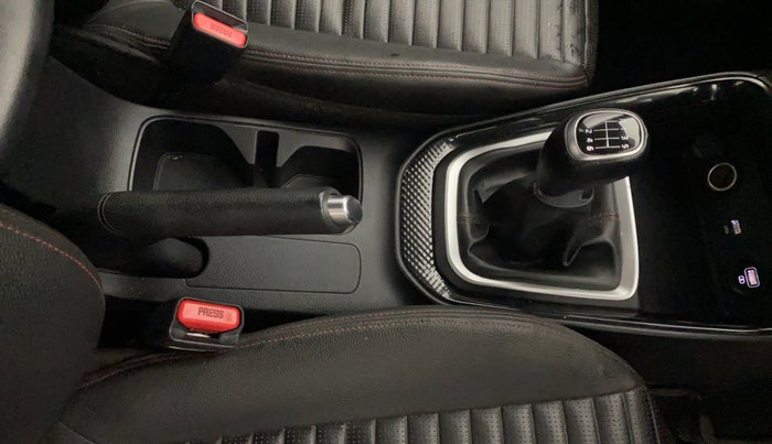 2020 KIA SONET GTX PLUS 1.0 IMT, Petrol, Manual, 66,365 km, Gear Lever