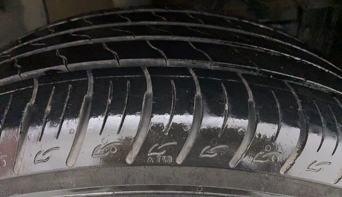 2019 Maruti Vitara Brezza ZDI AMT, Diesel, Automatic, 7,596 km, Right Front Tyre Tread
