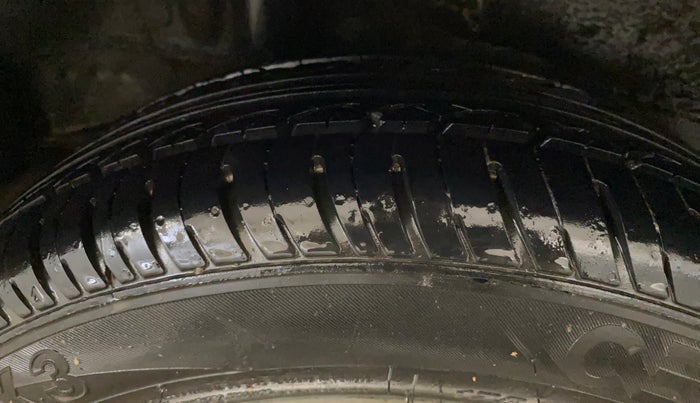 2016 Honda City 1.5L I-VTEC VX (O) MT, Petrol, Manual, 44,368 km, Right Rear Tyre Tread