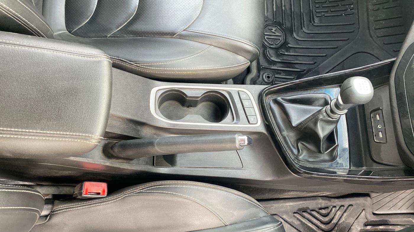 2020 MG HECTOR SHARP HYBRID 1.5 PETROL, Petrol, Manual, 83,588 km, Gear Lever