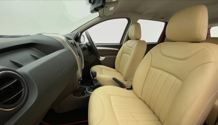 2019 Renault Duster RXS CVT 106 PS, Petrol, Automatic, 24,255 km, Right Side Front Door Cabin