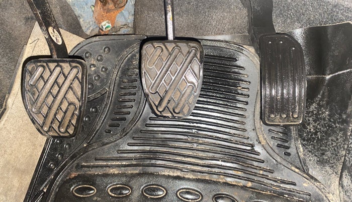 2017 Datsun Go Plus T, Petrol, Manual, 17,268 km, Pedals