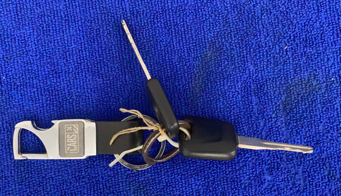 2017 Datsun Go Plus T, Petrol, Manual, 17,268 km, Key Close Up