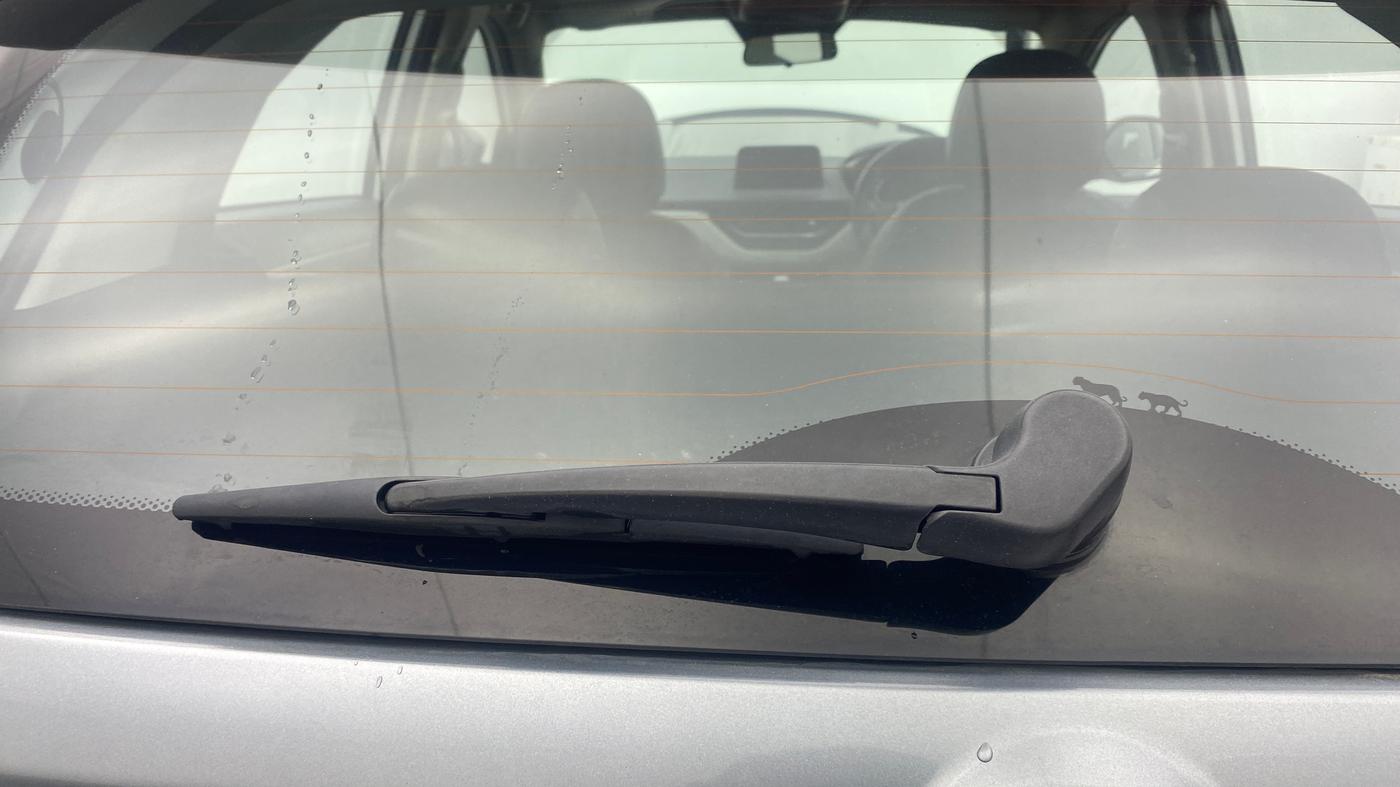 2021 Tata NEXON XZ PLUS DIESEL SUNROOF, Diesel, Manual, 1,06,442 km, Rear Wiper