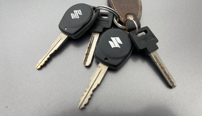 2015 Maruti Wagon R 1.0 VXI, Petrol, Manual, 48,072 km, Key Close Up