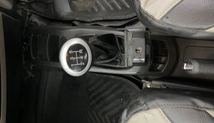 2015 Maruti Wagon R 1.0 VXI, Petrol, Manual, 48,072 km, Gear Lever