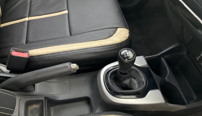 2017 Honda WR-V 1.2L I-VTEC VX MT, Petrol, Manual, 65,491 km, Gear Lever